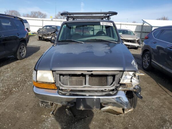FORD RANGER GRAY - 1FTZR15V3XPB35269