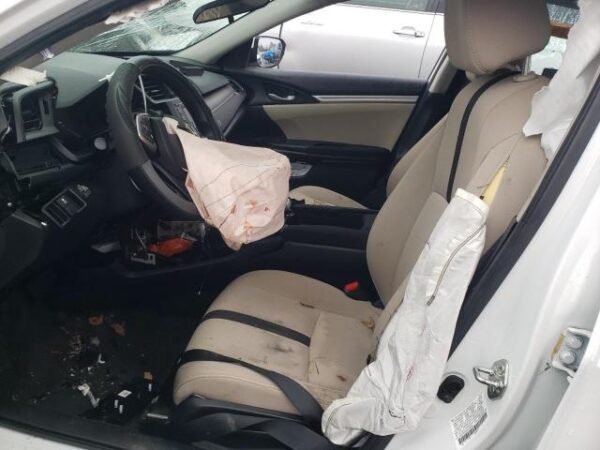 Honda Civic 2019 - 2HGFC2F64KH544235