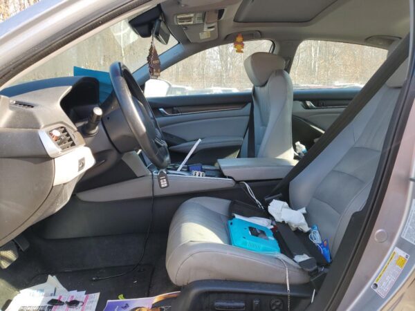 HONDA ACCORD SILVER - 1HGCV1F56JA187295