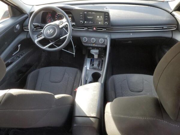 Hyundai Elantra 2022 - KMHLL4AG9NU308691