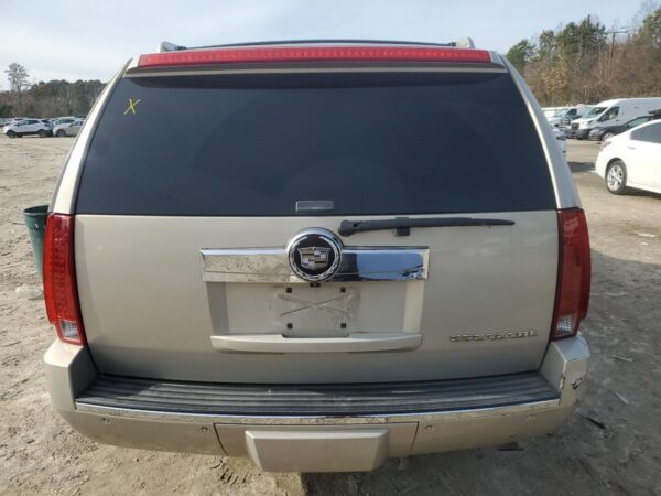 CADILLAC ESCALADE BEIGE - 1GYFK66808R268066