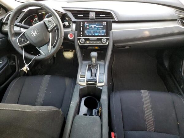 Honda Civic 2018 - 2HGFC2F79JH551589