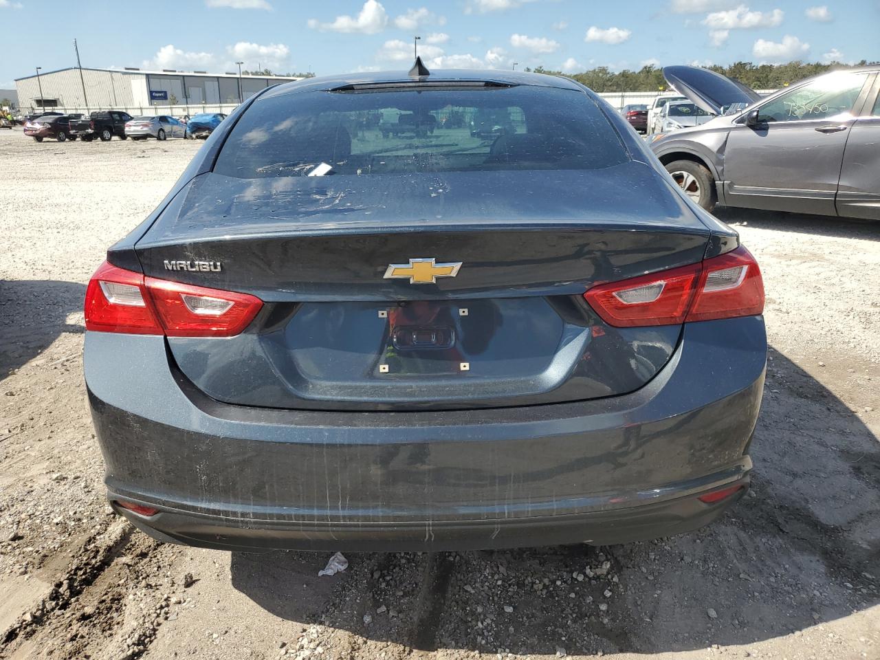 2020 Chevrolet Malibu - Image 6