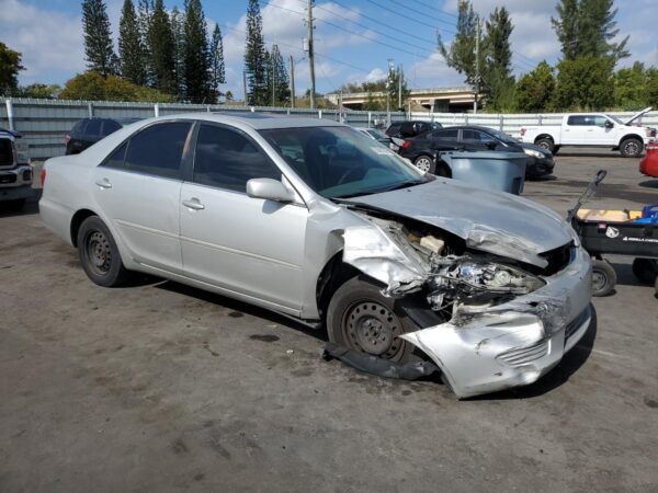 TOYOTA CAMRY GRAY - 4T1BE30K26U739557