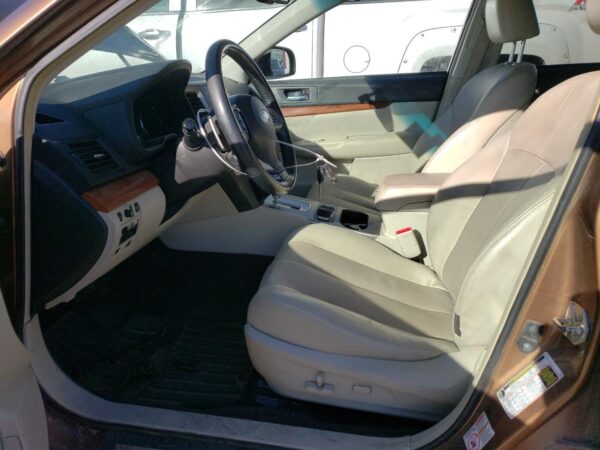 SUBARU OUTBACK BROWN - 4S4BRCJC4D3276173