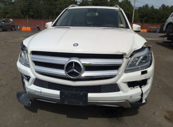 Mercedes-Benz GL 450 2013 White 4.6L — 4JGDF7CE1DA199491