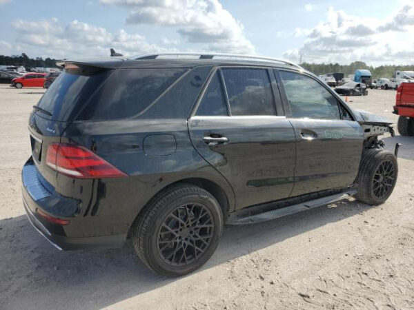 2016 Mercedes-Benz GLE350 4MATIC Black — 4JGDA5HB6GA768695