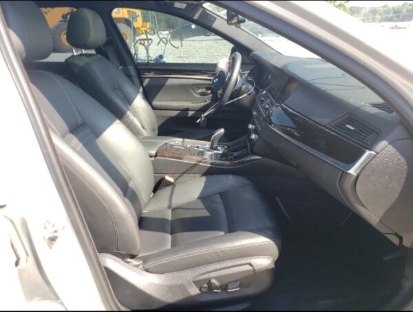 BMW 535d Silver 3.0L 6- WBAXA5C53GG042189