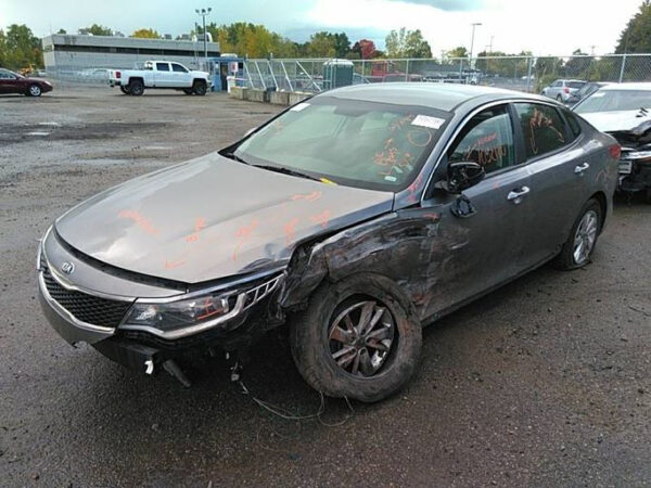 Kia Optima 2018 LX Gray 2.4L- 5XXGT4L32JG234997