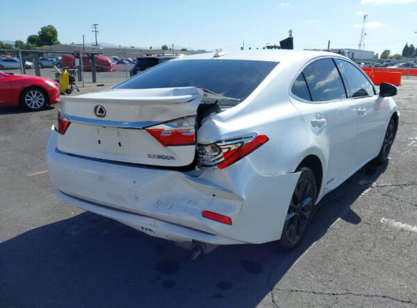 2014 LEXUS ES 300H — JTHBW1GG9E2072342