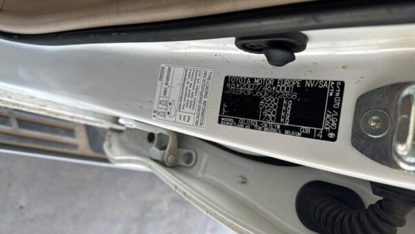 2022 Toyota Land Cruiser Prado White - JTEBR3FJ60K272858