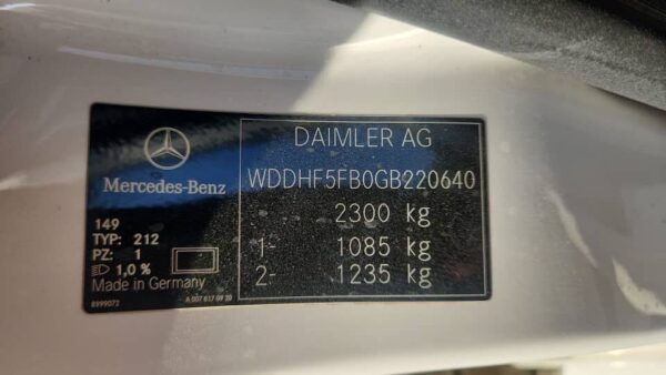 2015 Mercedes-Benz E300 WHITE - WDDHF5FB0GB220640