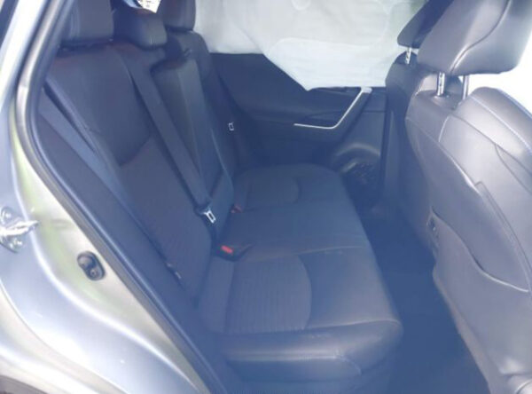 Toyota RAV4 Hybrid 2021 Silver 2.5L 4 — JTMEW3FV70D112534