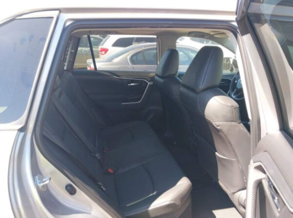 2024 Toyota Rav4 Hybrid Silver - JTMW43FV10D155782