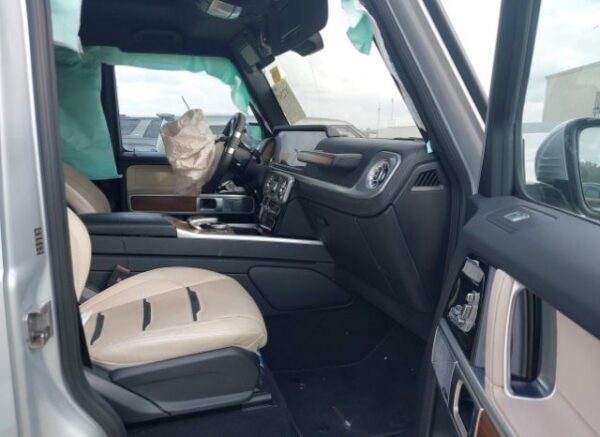 2024 Mercedes-Benz G63 Silver - W1NYC7GJ6RX497537