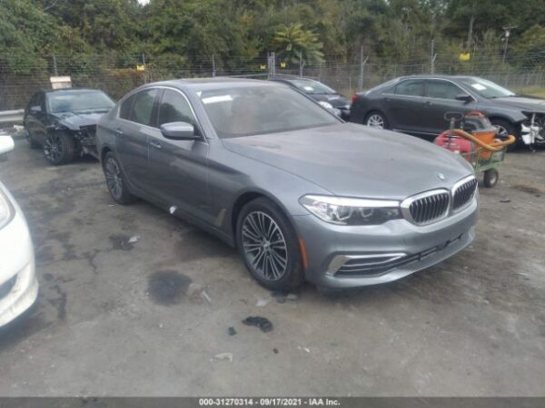 BMW 530I XDRIVE 2019 LIGHT BLUE — WBAJA7C58KWW50077