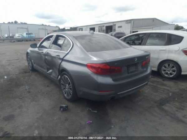 BMW 530I XDRIVE 2019 LIGHT BLUE — WBAJA7C58KWW50077