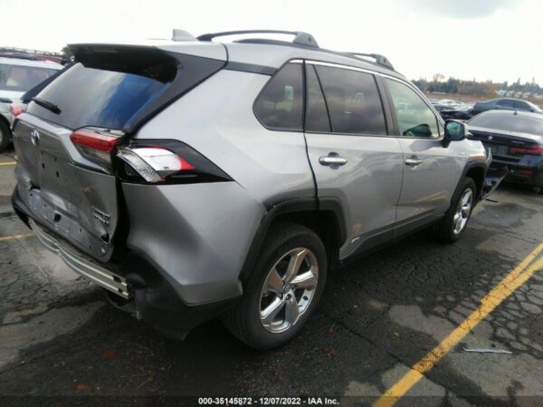 2020 Toyota RAV4 Silver - 2T3DWRFV5LW085327