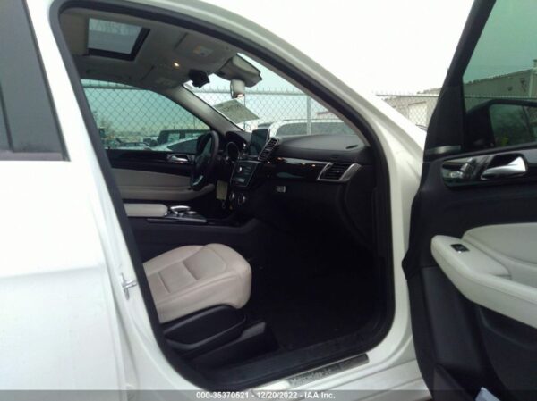 Mercedes-Benz GLE 350d 2016 White — WDC1660241A924290