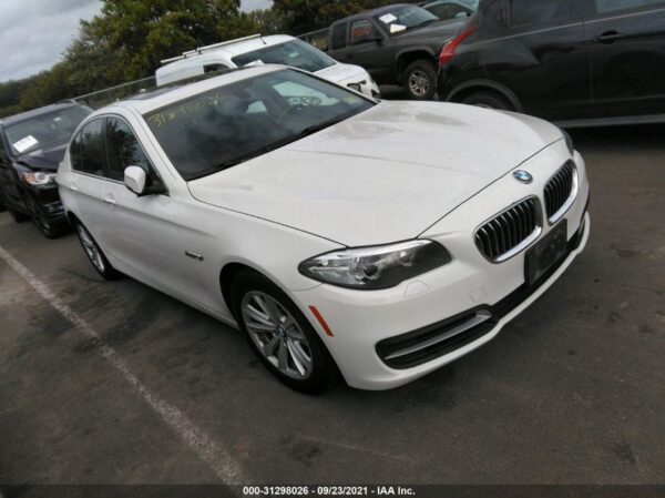 Bmw 528I Xdrive 2014 White 2.0L — WBA5A7C55ED615983