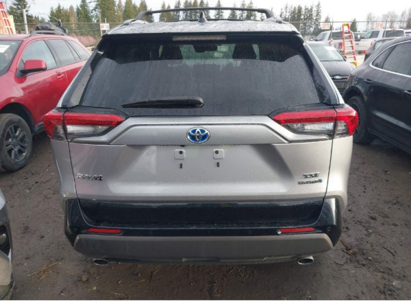 2020 Toyota RAV4 Silver - JTMZ43FV80D062996