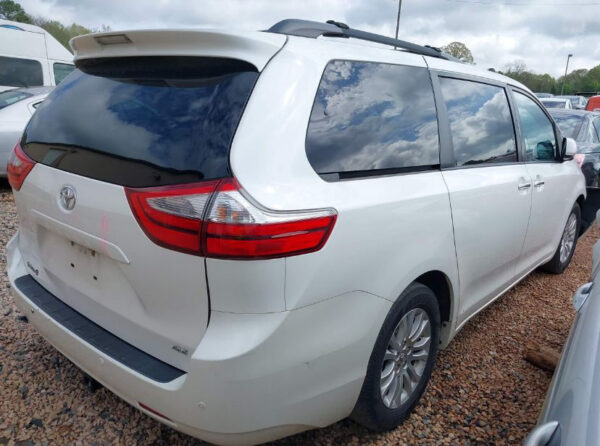 2014 Toyota Sienna XLE LIMITED White - 5TDDK3DCXES032351