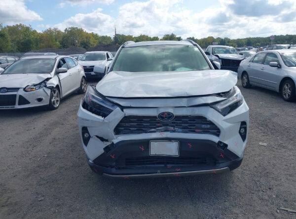 Toyota RAV4 Hybrid 2022 White 2.5L 4 — JTME63FV30J020603