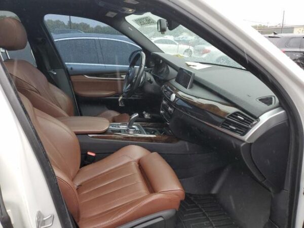 BMW X5 2014 xDrive 35i White 3.0L V6- 5UXKR0C54E0H16270