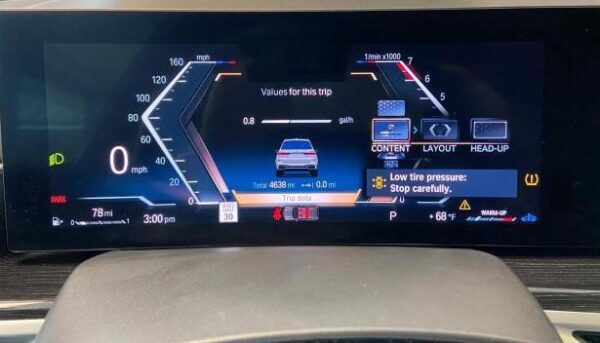 BMW X7 M60iX 2023 White — 5UX33EM04P9N46400